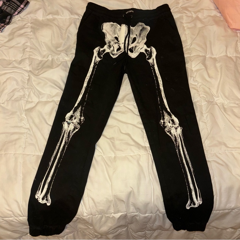Hot Topic Black Skeleton Print Pants